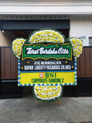 Papan Bunga Duka di Kaduwulung