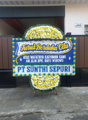Papan Bunga Duka di Kaduwulung